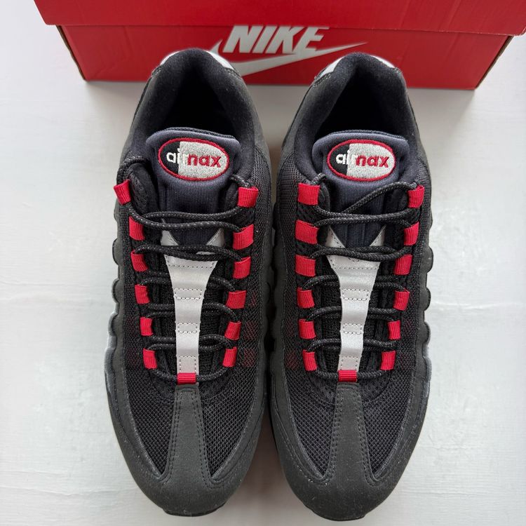 Immagine di Nike Air Max 95 Size UK 8 Liverpool FC OG Big Bubble Men's Trainers HM4830-001 8