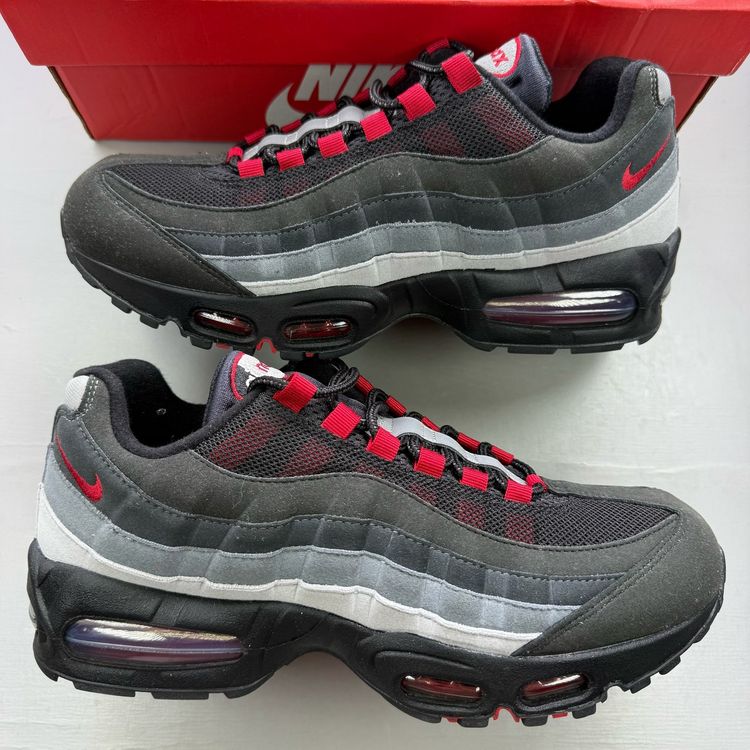 Immagine di Nike Air Max 95 Size UK 8 Liverpool FC OG Big Bubble Men's Trainers HM4830-001 1
