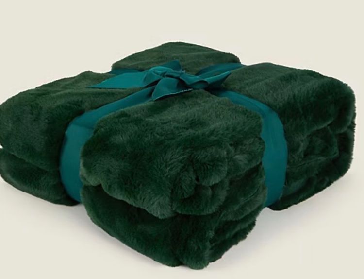 Dark Green Plush Blanket