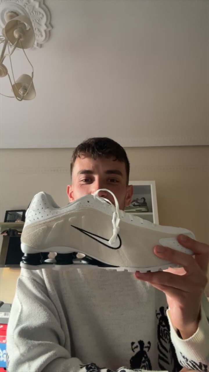 Nike nike shox r4 white suede 43 product image
