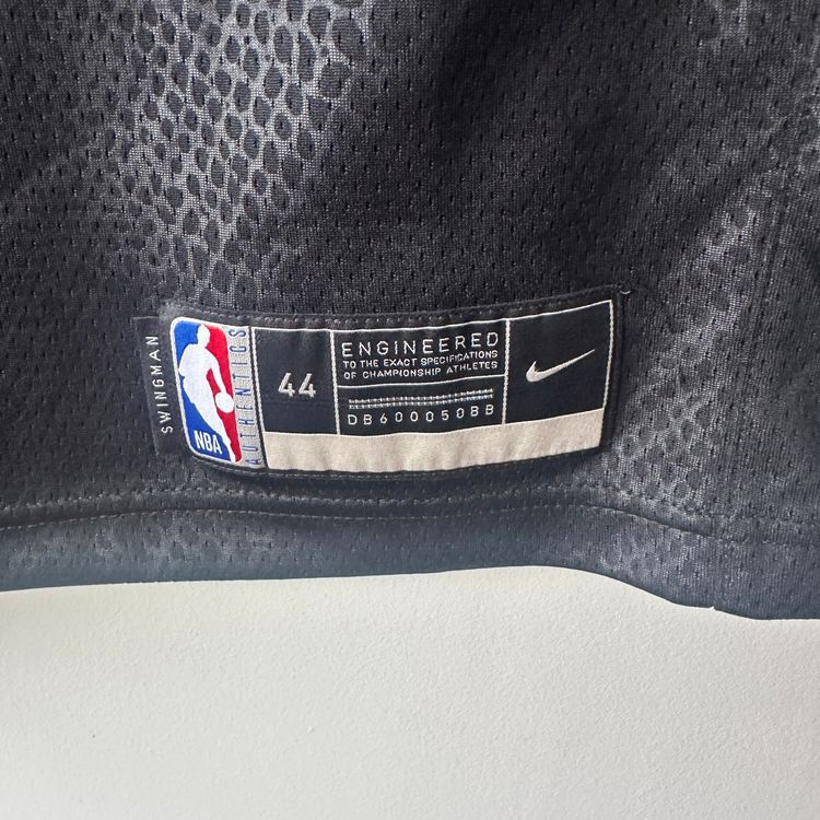 Los Angeles Lakers Lebron James Nike jersey - Medium 9