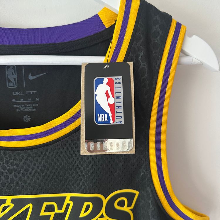 Los Angeles Lakers Lebron James Nike jersey - Medium 5