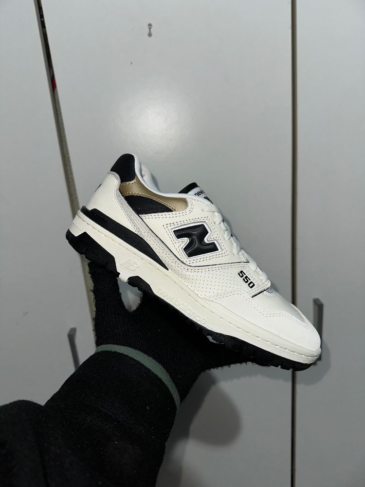 New Balance 550 Sneakers