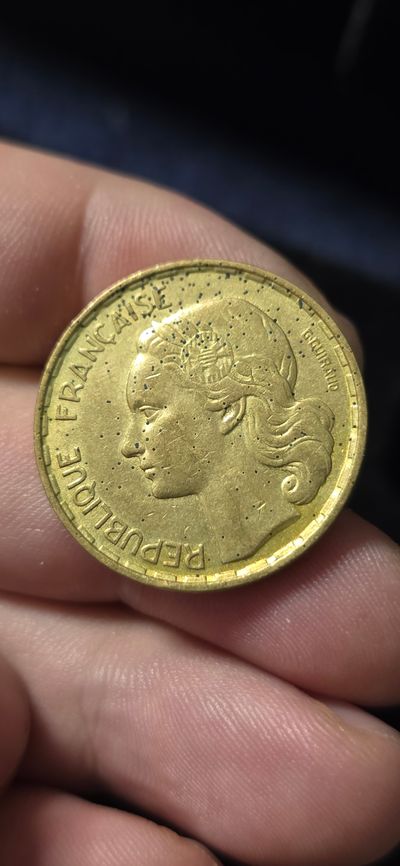 7). French 50 Francs Coin 1952