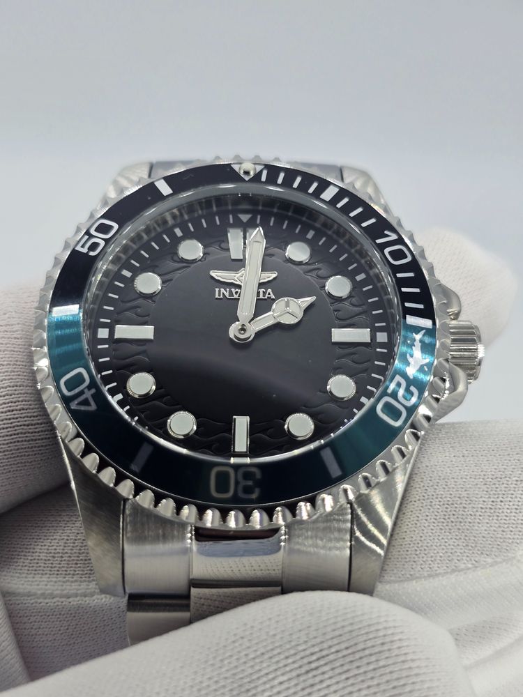 Invicta Stainless Steel Wristwatch imagen 1