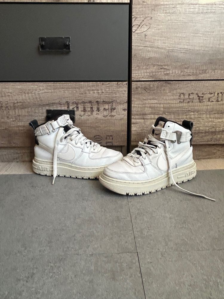 Nike High-Top Sneakers