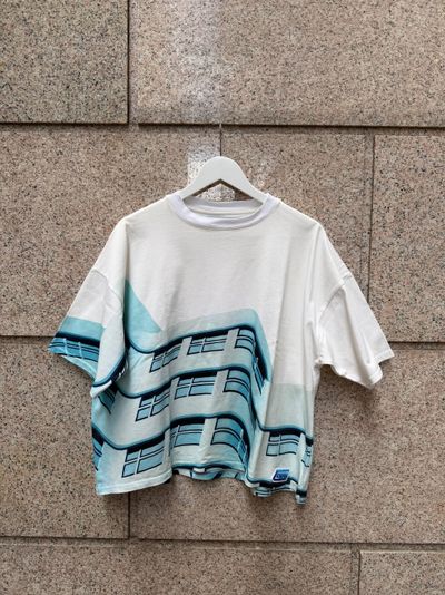 Formy White And Blue Graphic T-Shirt S