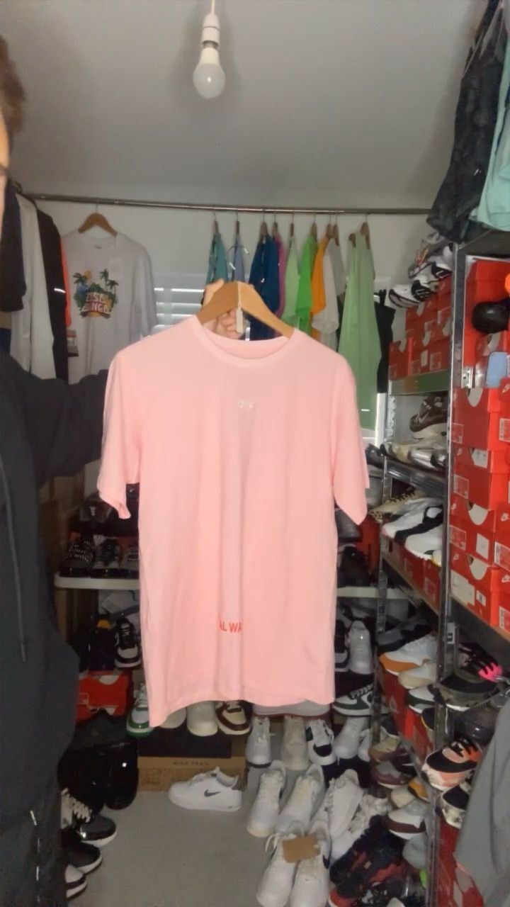 Off-White Off white T-shirt size XL ( fits like a large miler ) product image