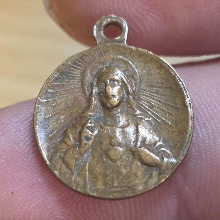 Religious Pendant Medal image 2