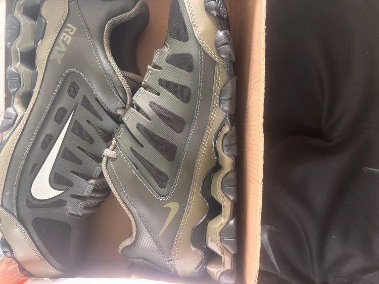 Nike Men REAX 8 mesh uk 7.5