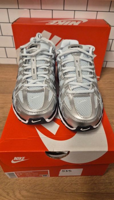 Nike p6000 metallic silver