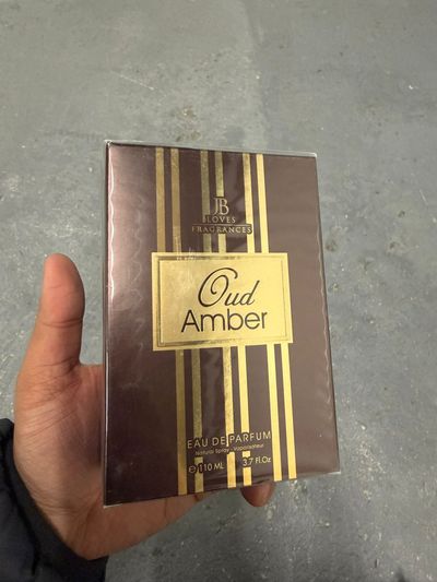 Jb Loves Fragrances Oud Amber Eau De Parfum