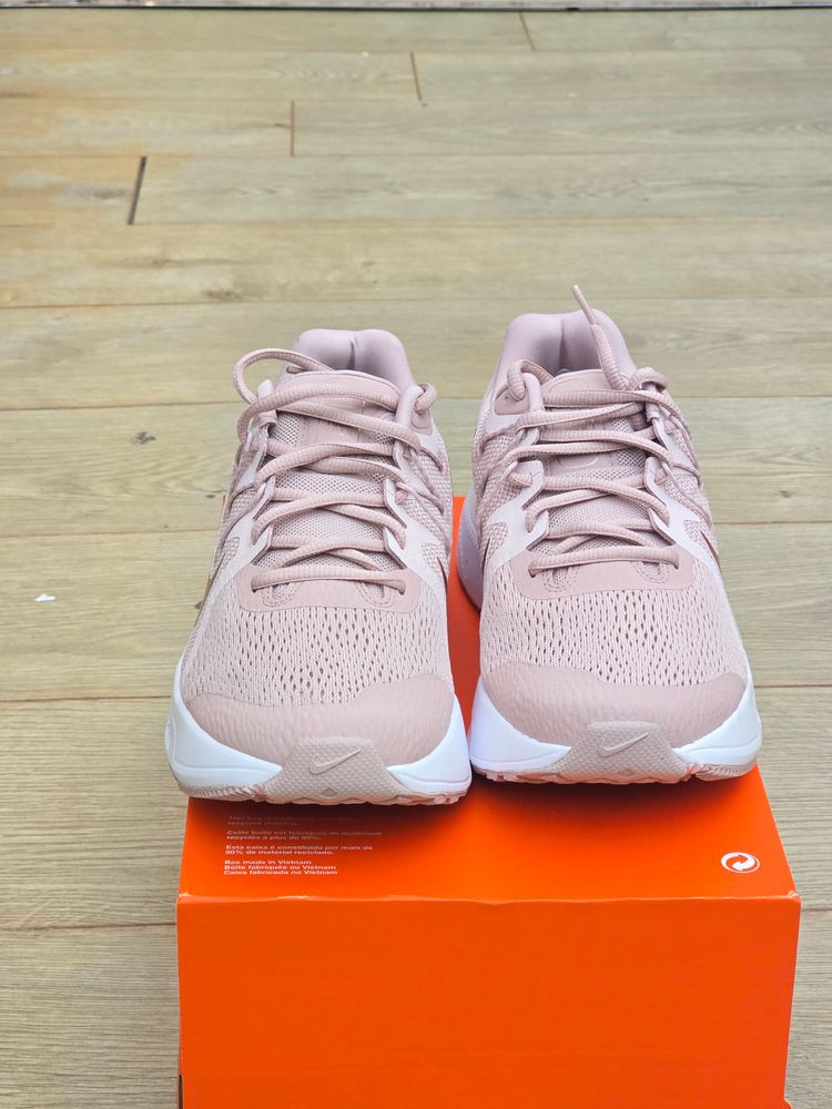 Wmns Nike Zoom Span 3 Sneakers Nike Zoom Span 3 Vast peach pinkIn UK 6 100 % authentic brand new  3
