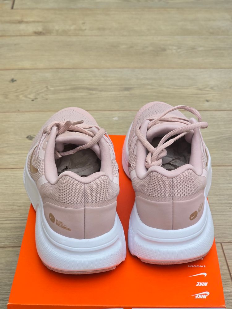 Wmns Nike Zoom Span 3 Sneakers Nike Zoom Span 3 Vast peach pinkIn UK 6 100 % authentic brand new  4
