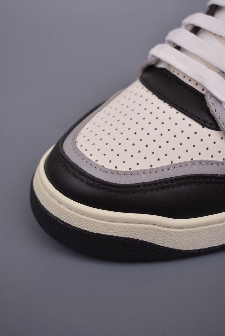 Gucci Black And White Sneakers image 6