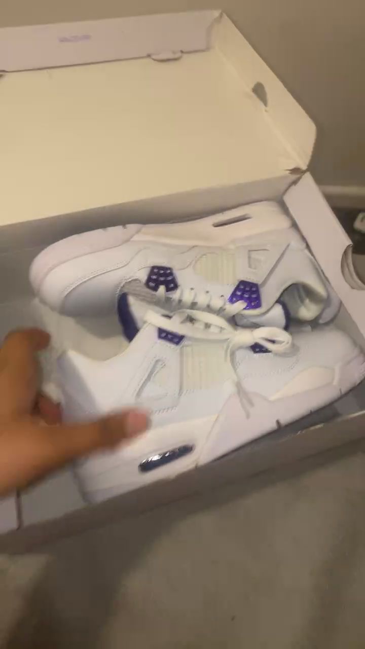 Jordan 4 retro purple image 1