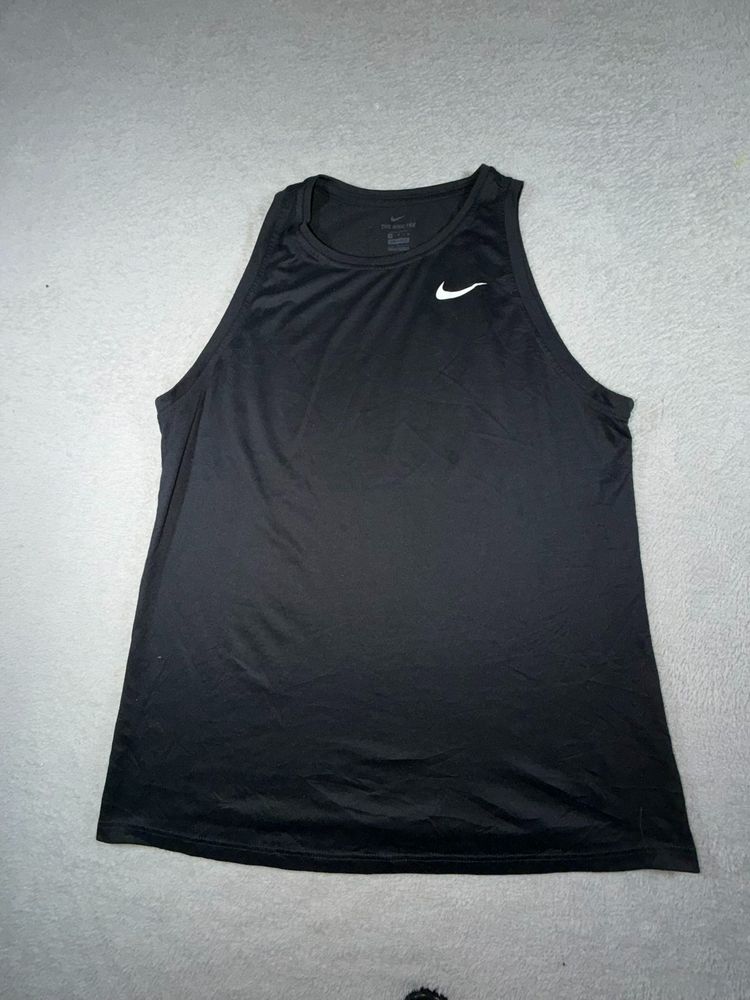 80 - Nike Black Sleeveless Tank Top