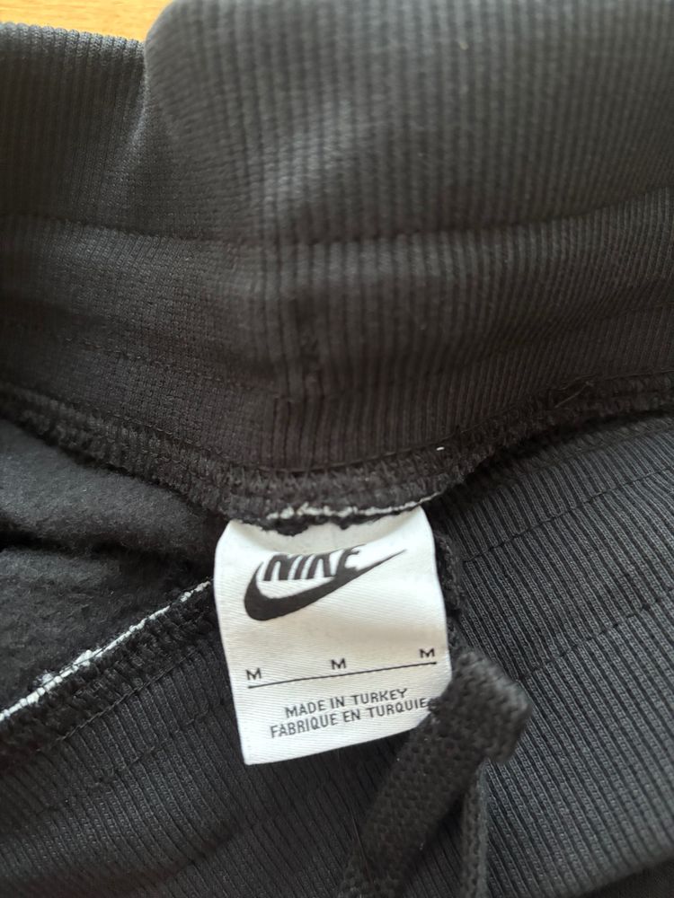 Nike Women'S Black Sweatpants 5