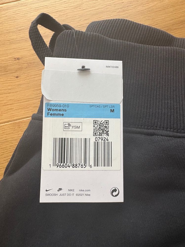 Nike Women'S Black Sweatpants 2