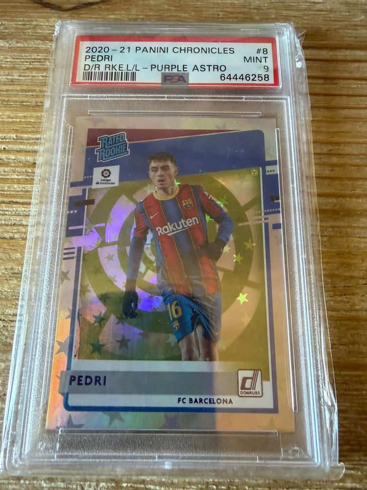 Pedri RC Purple Astro PSA 9 Panini Chronicles 2020-21 Barcelona