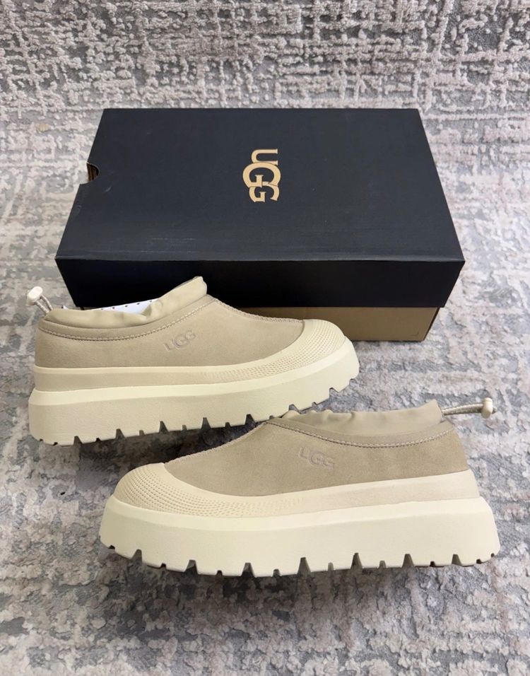 UGG Tasman weather hybrid beige 