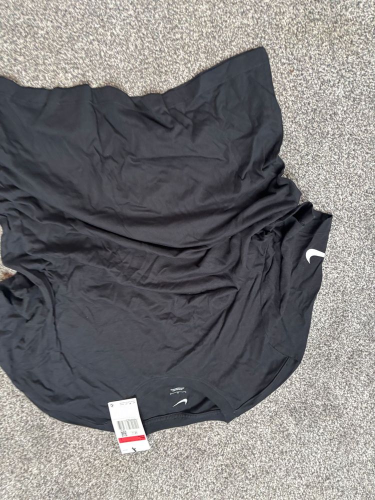 Nike Nike Black T-Shirt product image