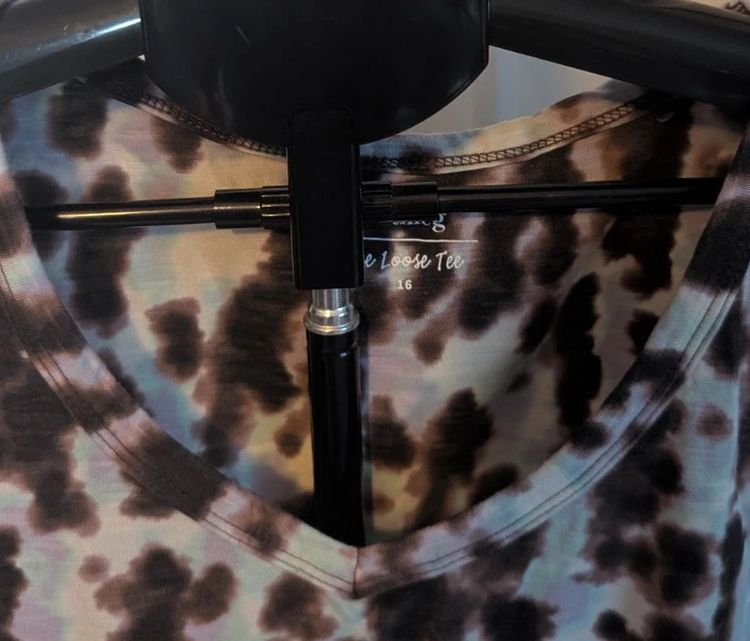 Nutmeg Loose Tee Leopard Tie Dye V Neck T Shirt Brown Blue Size 16 image 10