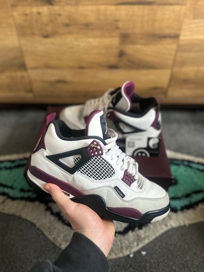 Nike Air Jordan 4 “PSG Paris Saint-Germain” U.K. 9