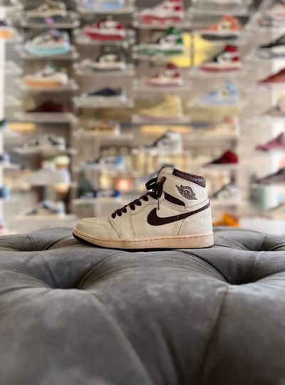Air Jordan 1 Retro High OG A Ma Maniére - Usato 8.5/10
