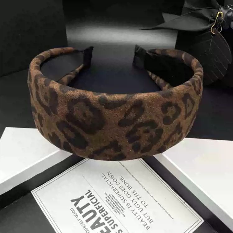 Leopard Print Padded Headband image 1
