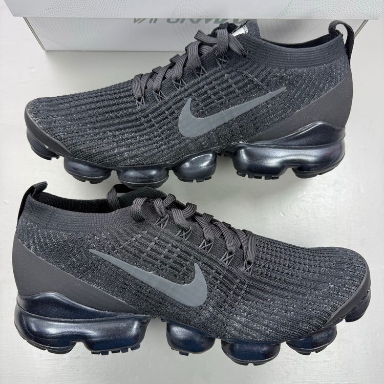 Nike Air VaporMax Flyknit 3 Size UK 9 Triple Black Men's AJ6900-004 image 1