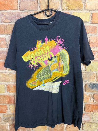 Nike Graphic T-Shirt