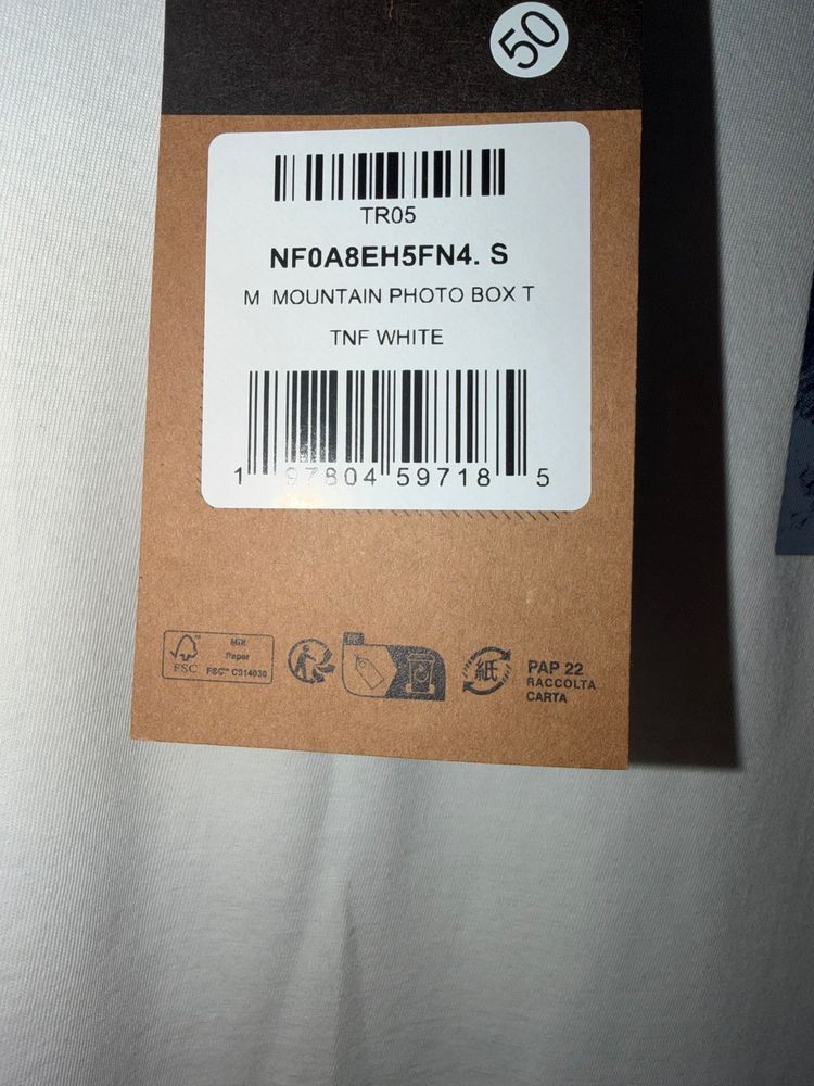 The North Face Mountain Photo Box T-Shirt image 3