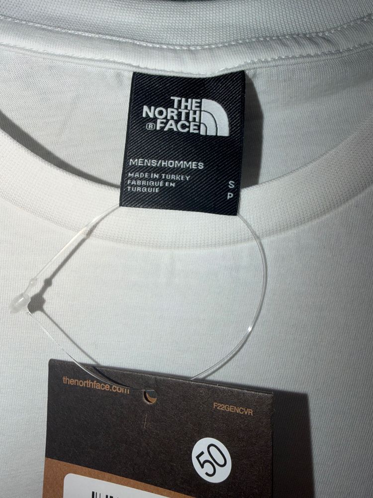 The North Face Mountain Photo Box T-Shirt image 4