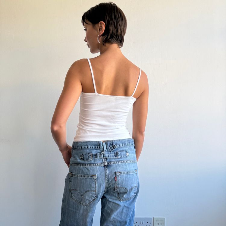 Levi’s cinch back jeans - Size 30x34 image 3