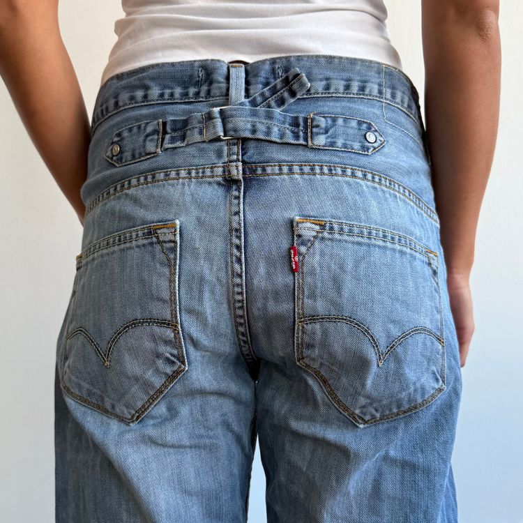 Levi’s cinch back jeans - Size 30x34 image 5
