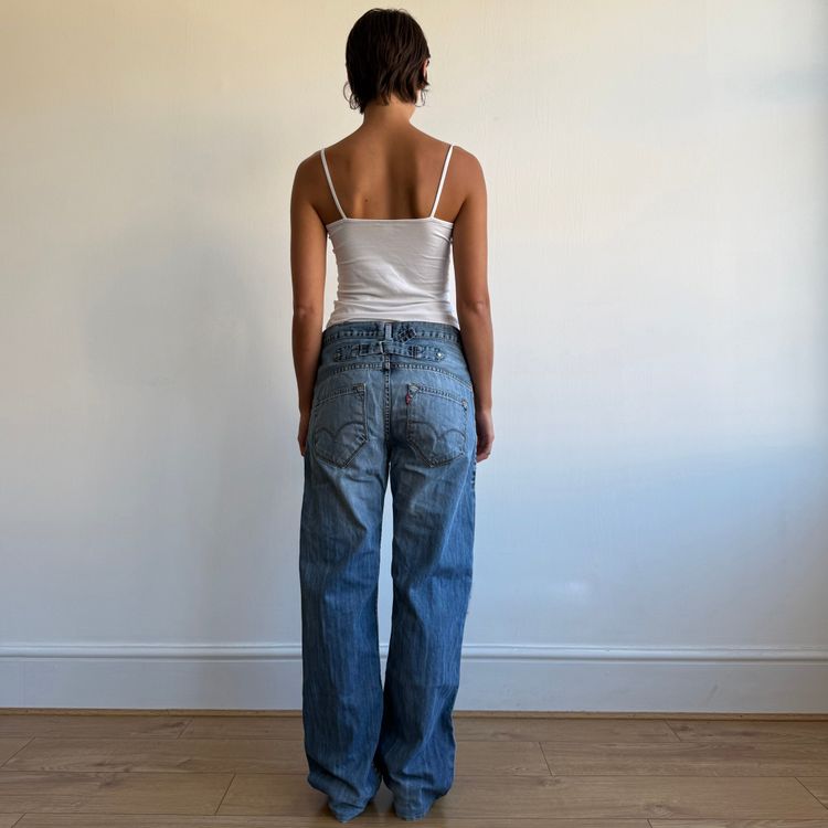 Levi’s cinch back jeans - Size 30x34 image 7