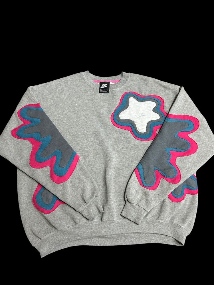 Nike Nike Grey Sweatshirt With Colorful Abstract Patches product image
