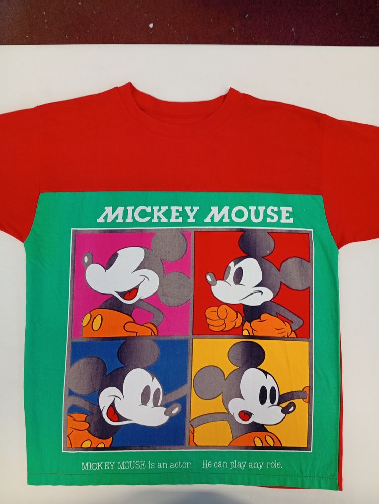 Single Stitch 90's t-shirt with Mickey Mouse graphic