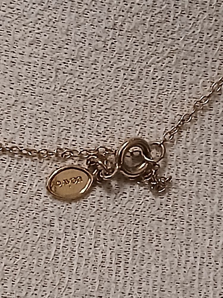 Signed Avon Elegant V-Shape Loop Solitaire Pendant Necklace 6