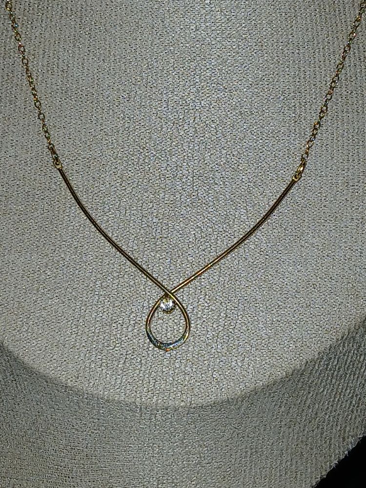 Signed Avon Elegant V-Shape Loop Solitaire Pendant Necklace 9