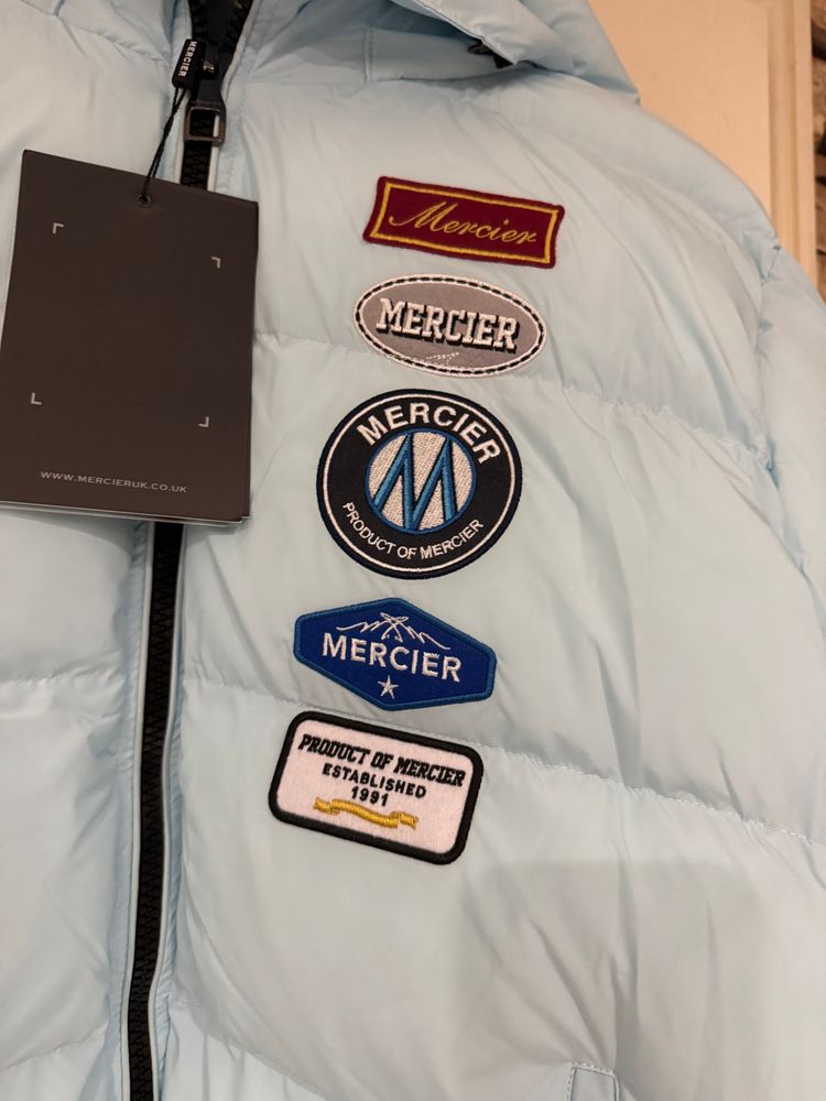 Light Blue Puffer Jacket With Hood 2