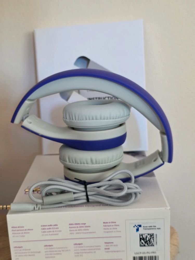 LilGadgets Connect+ Purple Kids Wired Headphones with SharePort & Box (Ages 3+) image 2