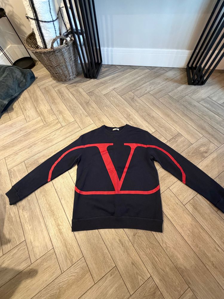 Immagine di Valentino Sweatshirt With Large Red V Design 2