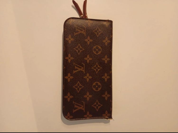 Louis Vuitton Monogram Zip Wallet 2