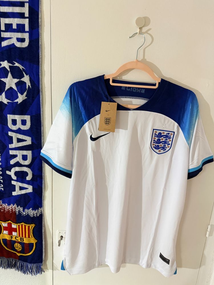 Nike England Football Shirt image 1
