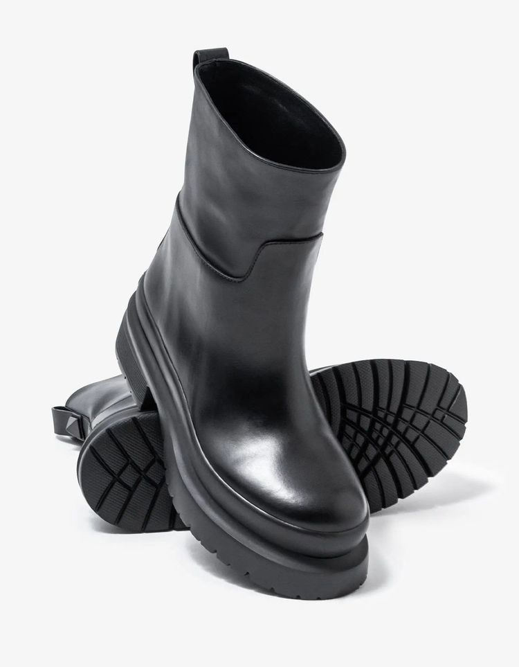 Valentino Black Roman Stud Leather Chelsea Boots 3