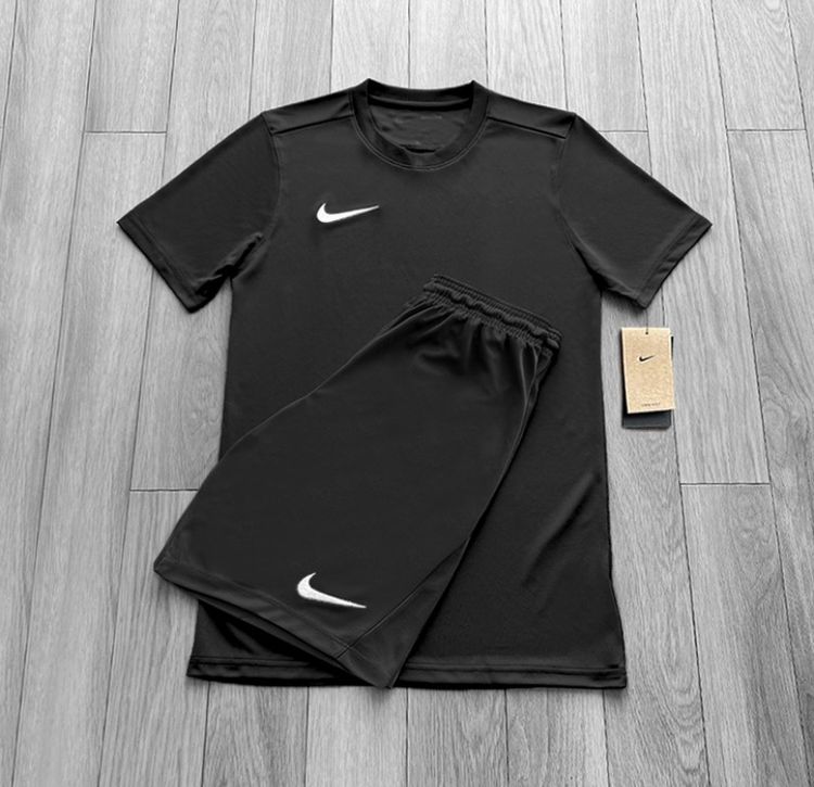 Nike Nike Black Sportswear Set product image