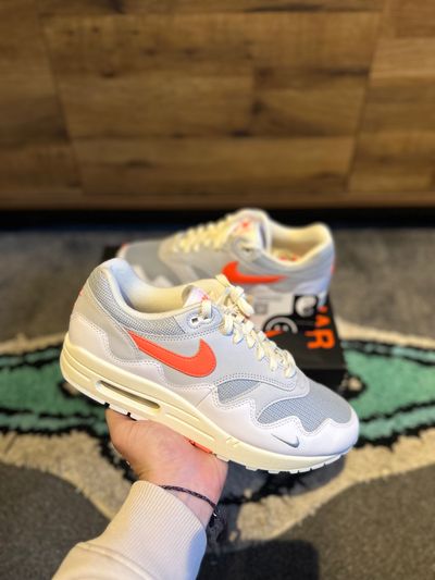 Nike air max 1 “Patta Waves White Hyper Crimson ”
