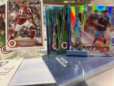 10 random card bundle 5 inserts and 5 base card